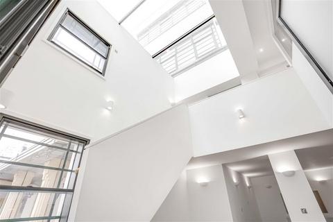 undefined, Western Avenue, Greenford UB6
