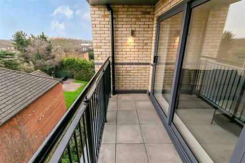 2 bedroom flat for sale, Windsor Road, SL1