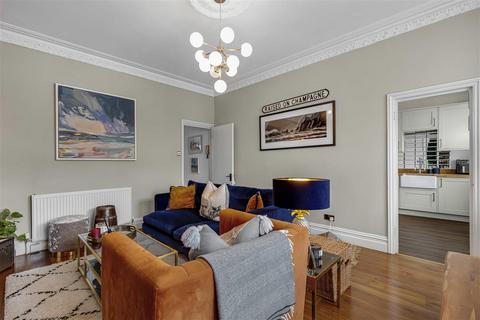 1 bedroom flat for sale, Ritherdon Road, SW17