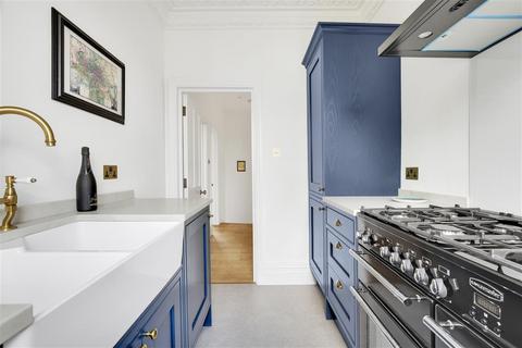 1 bedroom flat for sale, Hammersmith Grove, W6