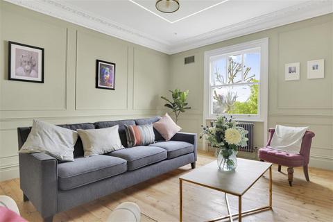 1 bedroom flat for sale, Hammersmith Grove, W6