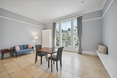 1 bedroom flat for sale, Palace Gardens Terrace, W8