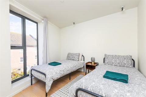 2 bedroom flat for sale, 6 Laser Lane, St. Leonards-on-Sea TN37