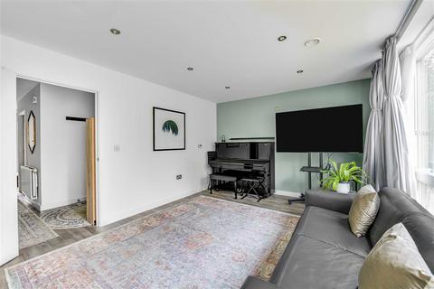3 bedroom end of terrace house for sale, Willesden, London NW10