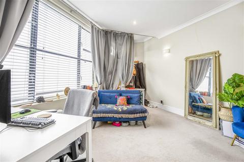 1 bedroom flat for sale, Dawes Road, SW6