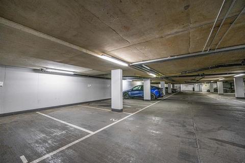 Parking to rent, Ashburnham Mews, SW1P