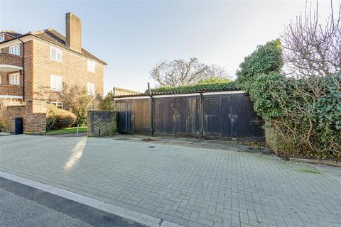 undefined, Limes Gardens, SW18