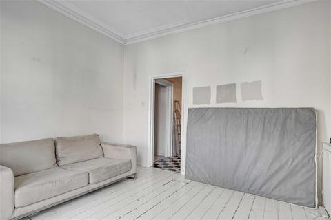 1 bedroom flat for sale, London NW10