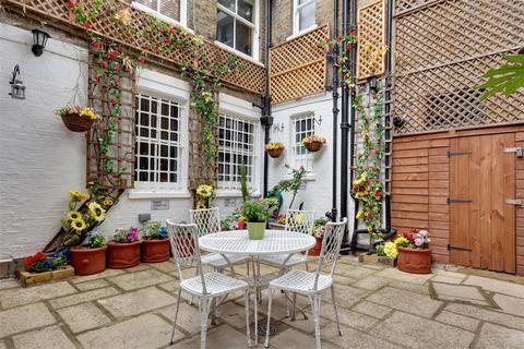 1 bedroom flat for sale, Bulwer Street, W12