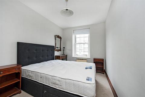 2 bedroom flat for sale, Ebury Bridge Road, SW1W