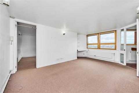 1 bedroom flat for sale, Upper Blantyre Walk, SW10