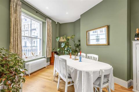9 Westmoreland Place, London, SW1V 4AB