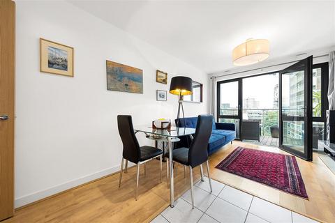 1 bedroom flat for sale, Gwynne Road, SW11