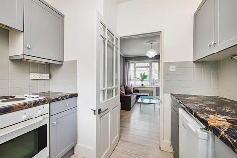 1 bedroom flat for sale, Portobello Road, W11