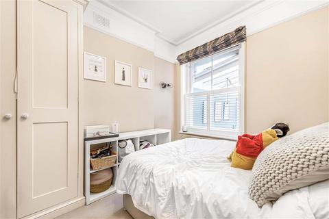 144 Amesbury Avenue, London, SW2 3AB