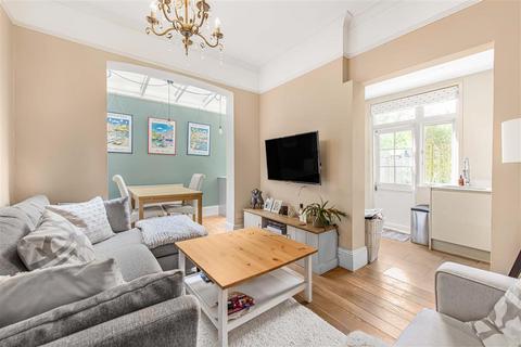144 Amesbury Avenue, London, SW2 3AB