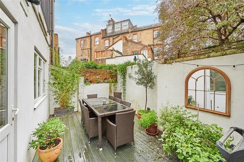 39a Kersley Street, London, SW11 4PR