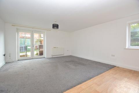 3 bedroom end of terrace house for sale, High Street, Saxmundham, Suffolk, IP17