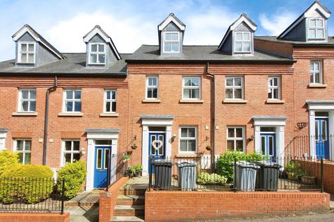 3 bedroom terraced house for sale, Wallcroft Gardens, Middlewich, Cheshire, CW10