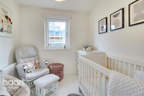42 Stones Avenue, Dartford, DA1 5GS