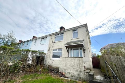 3 bedroom semi-detached house to rent, 157 Glebelands, Hakin, Milford Haven, Pembrokeshire. SA73 3PH