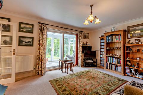 4 bedroom bungalow for sale, Lawrence Close, Girton, Cambridge, Cambridgeshire