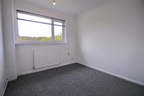 2 bedroom flat to rent, Roundsway, Marton-in-Cleveland