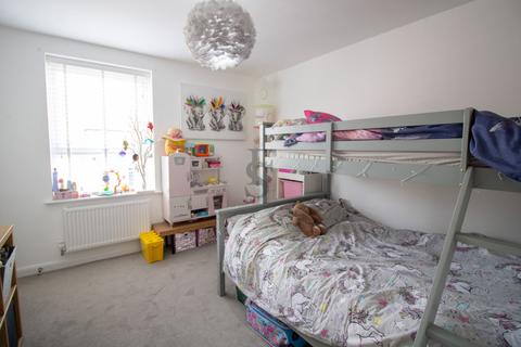 42 Cooper Crescent, Whetstone, Leicester, LE8 6AF