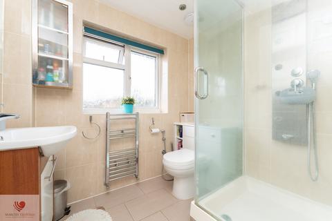 2 The Orchard, Hounslow, TW3 1PS