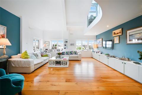 3 bedroom penthouse for sale, Victorian Heights, Thackeray Road, SW8