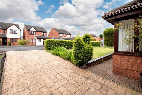 3 bedroom semi-detached house for sale, Alpine Close, St. Helens, WA10