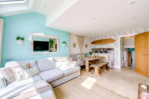 3 bedroom end of terrace house for sale, Brighton Road, Lancing, West Sussex, BN15