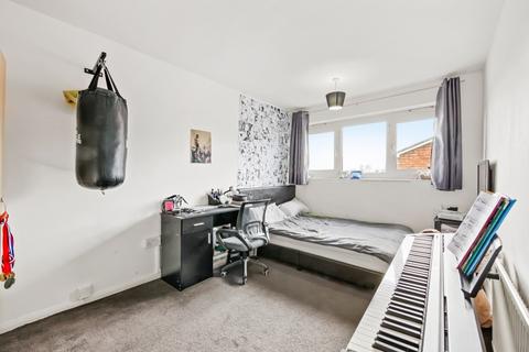3 bedroom maisonette for sale, Maryland Street, Stratford, London, E15