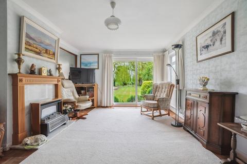 3 bedroom detached house for sale, Chalmore Gardens, Wallingford OX10