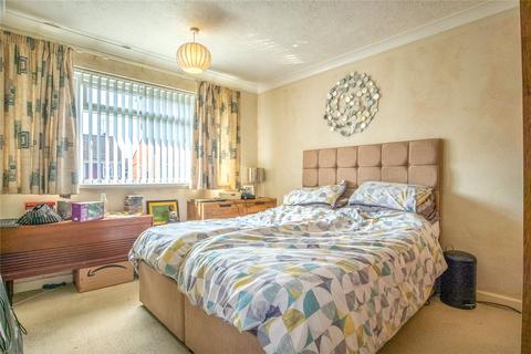 3 bedroom semi-detached house for sale, Greenmeadow, Swindon SN25