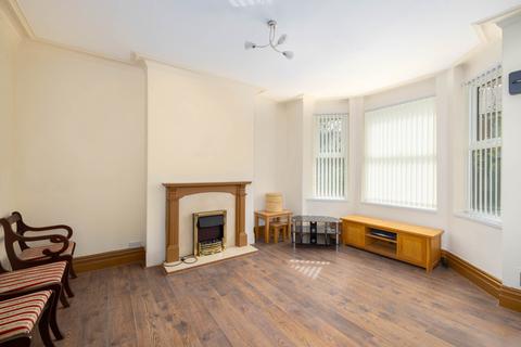 4 bedroom semi-detached house for sale, Jesmond Avenue, Prestwich, M25 9NG