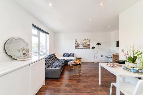 1 bedroom apartment for sale, Great North Way, London, Barnet, NW4