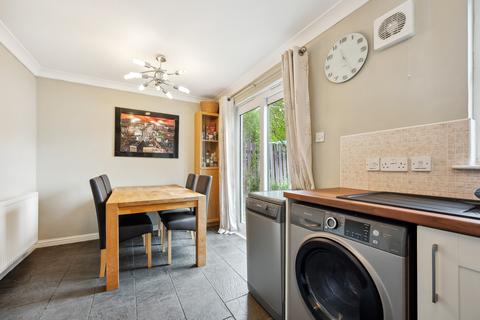 10 Currie Place, Glasgow, G20 9EQ