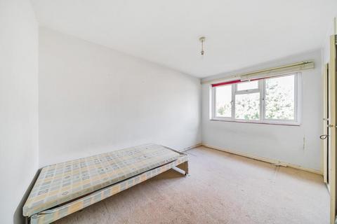 43b Burnt Ash Road, London, SE12 8RF
