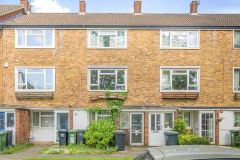 43b Burnt Ash Road, London, SE12 8RF