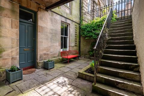 2 bedroom flat for sale, 11A Royal Crescent, New Town, Edinburgh, EH3