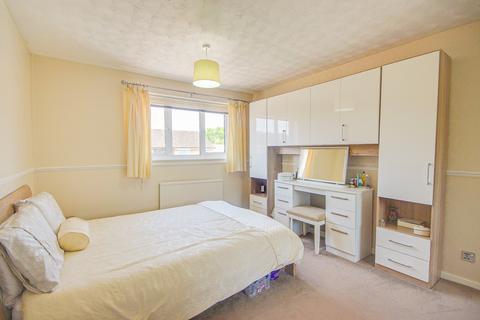 3 bedroom semi-detached house for sale, Weavers Road, Quedgeley, Gloucester, GL2