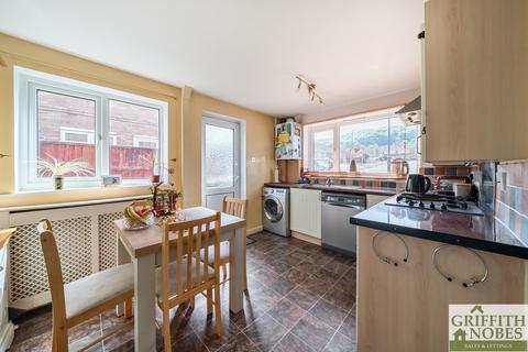 3 bedroom semi-detached house for sale, Dursley GL11