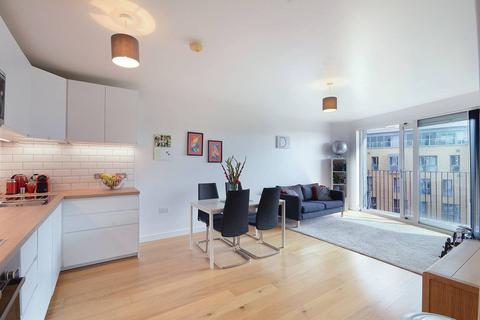 2 bedroom flat to rent, Steedman Street, Elephant and Castle, London, SE17