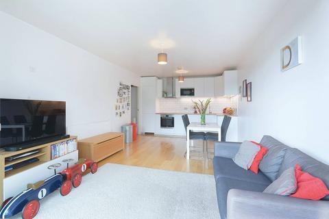 2 bedroom flat to rent, Steedman Street, Elephant and Castle, London, SE17