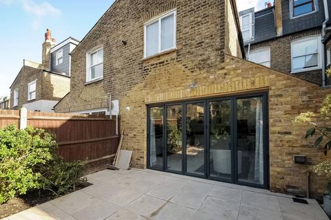 2 bedroom flat to rent, Rotherwood Road, West Putney, London, SW15