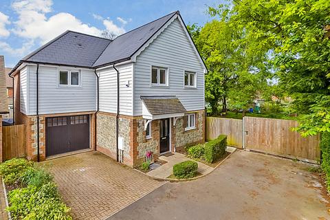 3 bedroom detached house for sale, The Glebe, Yalding, Maidstone, Kent