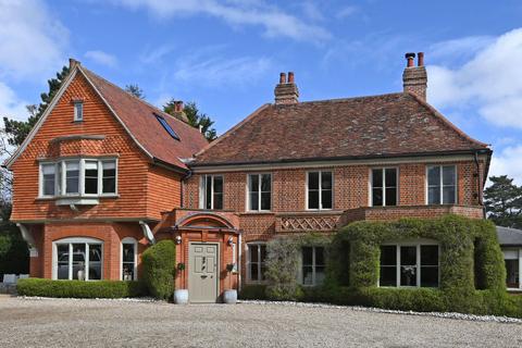 The Red House Blacksmiths Road, Hasketon, Woodbridge, IP13 6JA