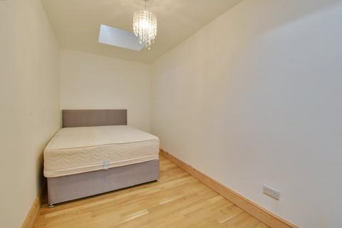 1 bedroom apartment to rent, Watford, Hertfordshire WD18