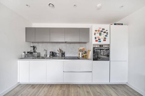 1 bedroom flat for sale, Malt Court, Walthamstow, LONDON, E17